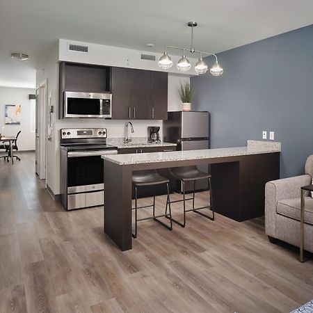Stayapt Suites Waco Buitenkant foto